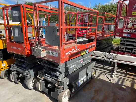 2017 Skyjack SJIII3219 Scissor Lift