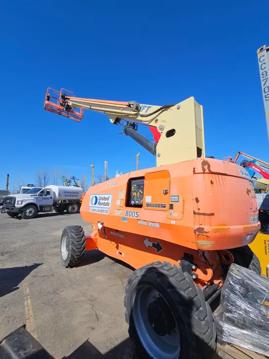 2017 JLG 800S Boom Lift
