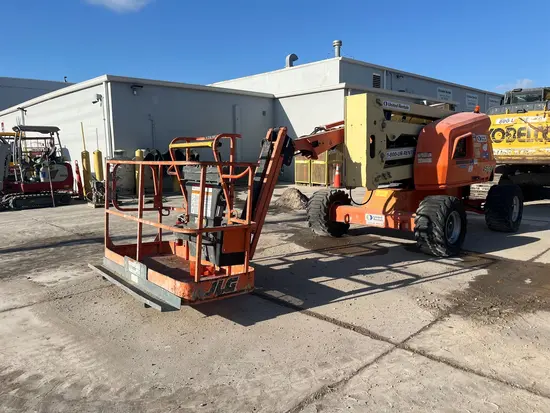 2017 JLG 450AJ Articulating Boom Lift