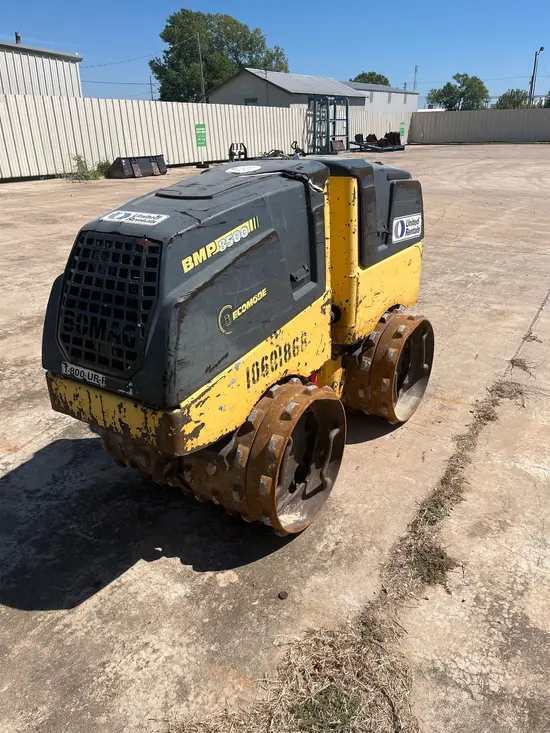 2017 BOMAG BMP8500 Double Drum Roller