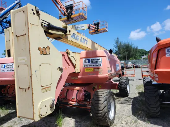 2017 JLG 800AJ Articulating Boom Lift