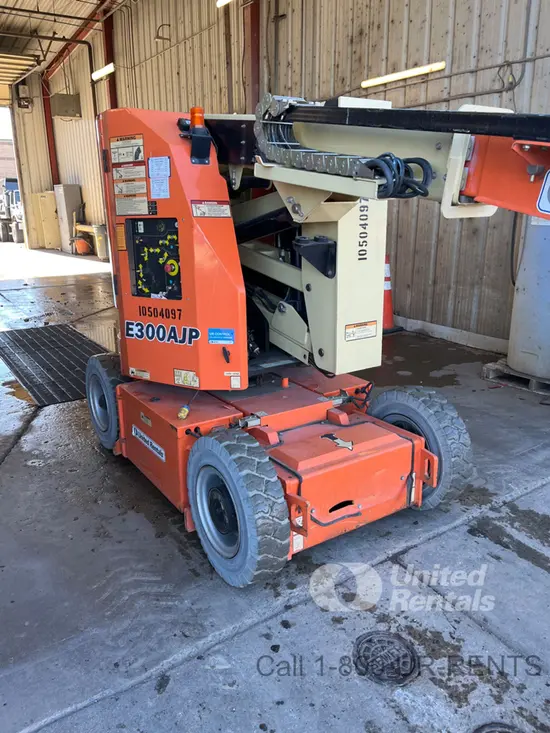 2016 JLG E300AJP Articulating Boom Lift