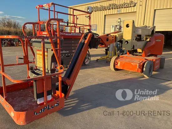 2016 JLG E400AJPN Articulating Boom Lift