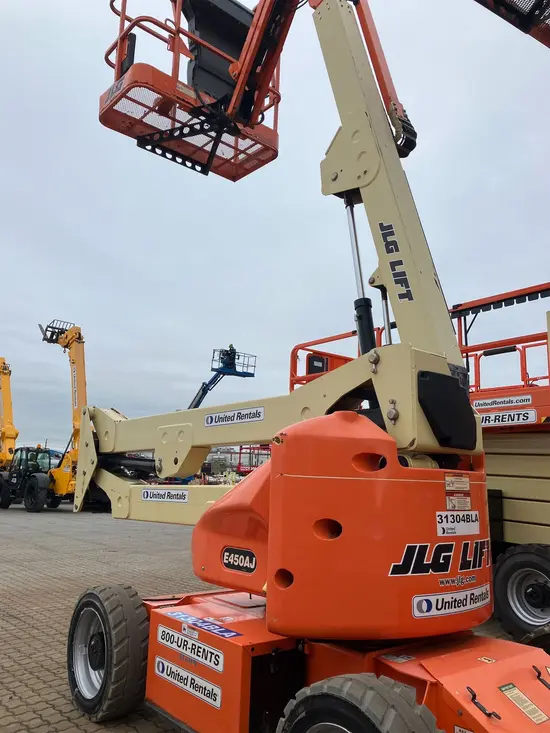 2016 JLG E450AJ Articulating Boom Lift
