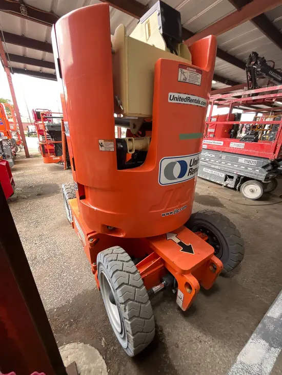 2018 JLG E300AJP Articulating Boom Lift