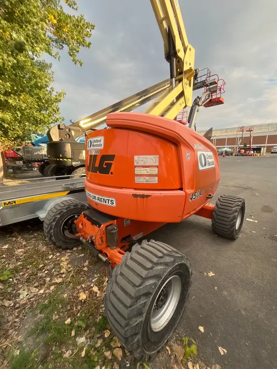 2017 JLG 450AJ Articulating Boom Lift