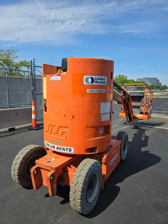 2018 JLG E300AJP Articulating Boom Lift