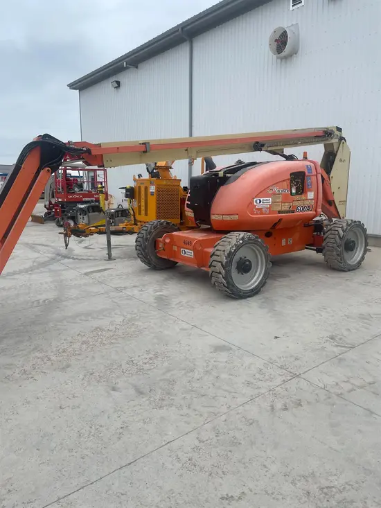 2016 JLG 600AJ Articulating Boom Lift