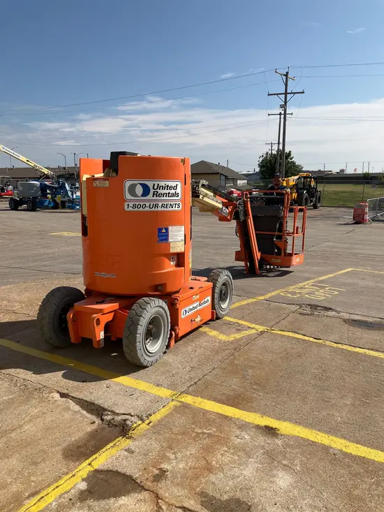 2017 JLG E300AJP Articulating Boom Lift