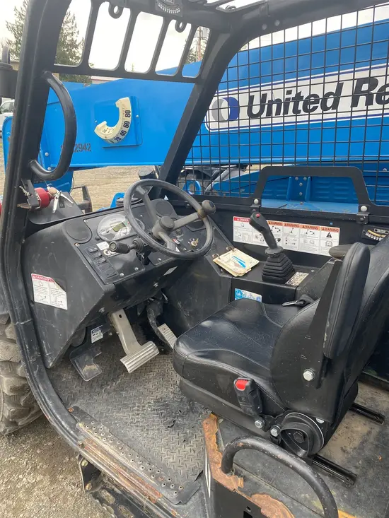 2018 SKYTRAK 8042 Forklift