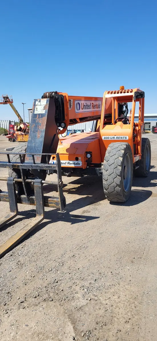 2016 SKYTRAK 6042 Forklift