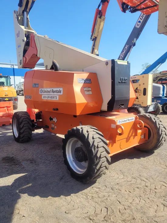 2015 JLG 800AJ Articulating Boom Lift