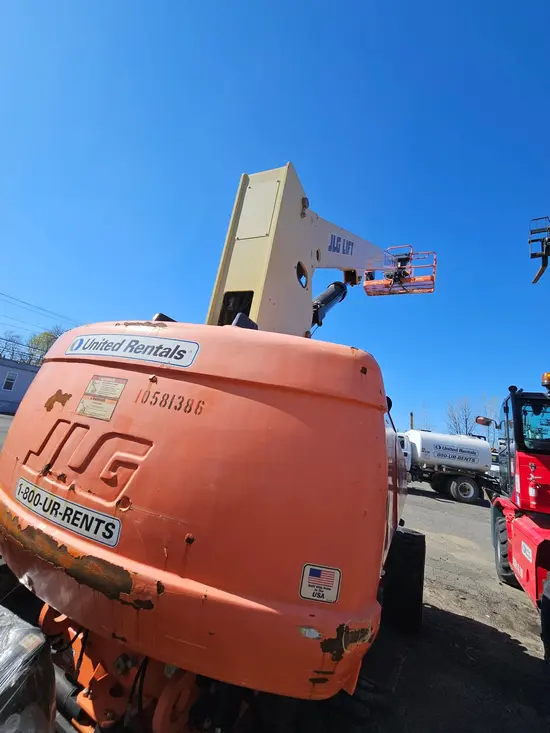 2017 JLG 800S Boom Lift
