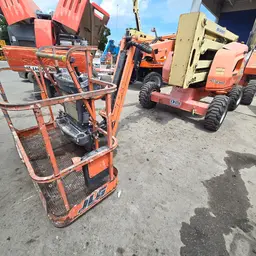 2017 JLG 450AJ Articulating Boom Lift