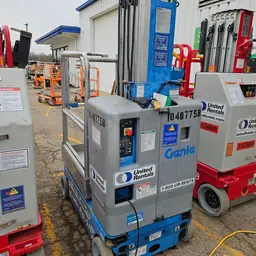 2016 Genie GR-20 Self-Propelled One-Person Lift