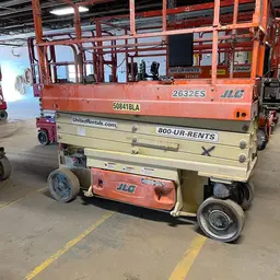 2017 JLG 2632ES Scissor Lift
