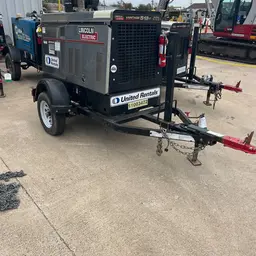2019 Lincoln Electric VANTAGE 549 Welder