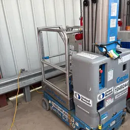 2016 Genie GR-20 Self-Propelled One-Person Lift
