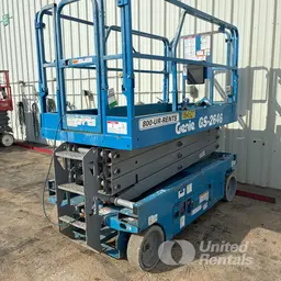 2017 Genie GS-2646 Scissor Lift