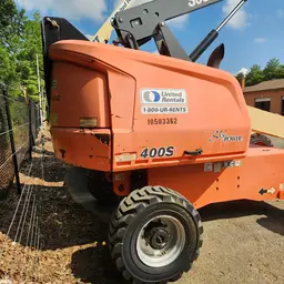 2016 JLG 400S Boom Lift