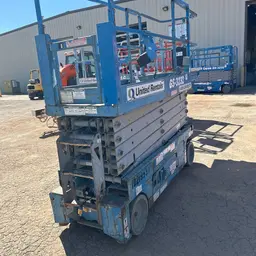 2014 Genie GS-3232 Scissor Lift