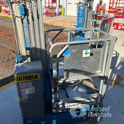 2017 Genie GR-20 Self-Propelled One-Person Lift