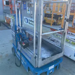2018 Genie GR-20 Self-Propelled One-Person Lift