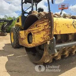 2018 BOMAG BW211D-5 Single Drum Roller