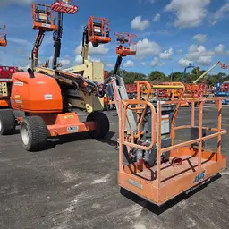 2017 JLG 450AJ Articulating Boom Lift