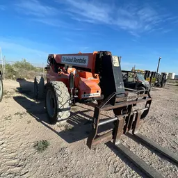 2017 SKYTRAK 6042 Forklift