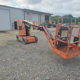 2015 JLG E300AJP Articulating Boom Lift