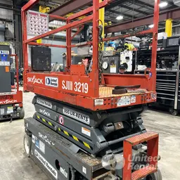 2017 Skyjack SJIII3219 Scissor Lift