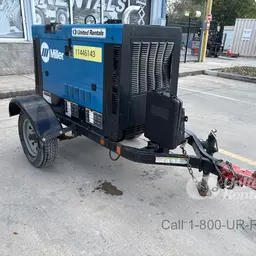2022 Miller Welders Big Blue 300R Welder