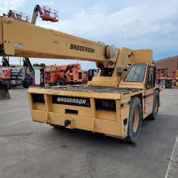 2014 Broderson IC-200-3H