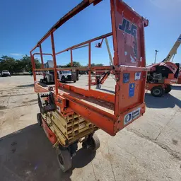 2017 JLG 2632ES Scissor Lift