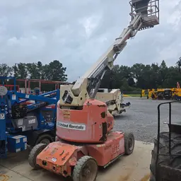 2012 JLG E400AJPN Articulating Boom Lift