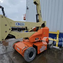 2017 JLG E400AJPN Articulating Boom Lift