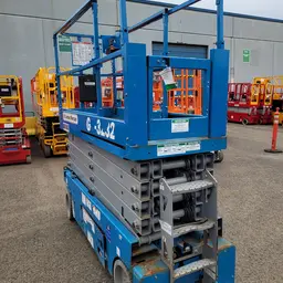 2017 Genie GS-3232 Scissor Lift