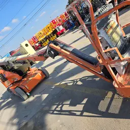 2017 JLG E400AJPN Articulating Boom Lift