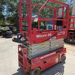 2019 MEC MICRO 26 Scissor Lift