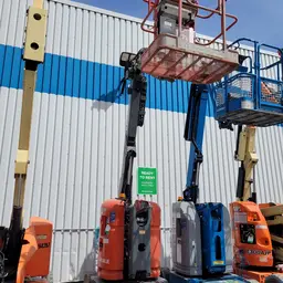 2017 Skyjack SJ30ARJE Articulating Boom Lift