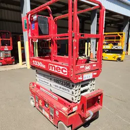 2017 MEC 1330SE Scissor Lift