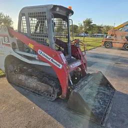 2019 Takeuchi TL8CW Track Loader