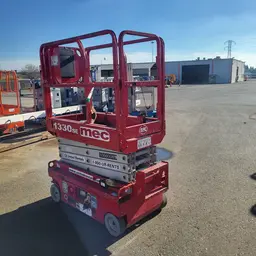 2017 MEC 1330SE Scissor Lift