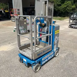 2018 Genie GR-20 Self-Propelled One-Person Lift