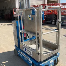 2017 Genie GR-20 Self-Propelled One-Person Lift