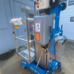 2018 Genie AWP-30SDC Pusharound Lift