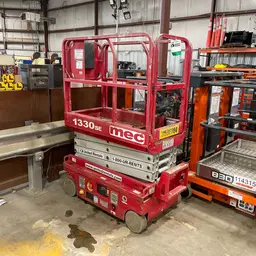 2017 MEC 1330SE Scissor Lift