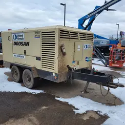 2018 Doosan XP825/HP750WCU Air Compressor