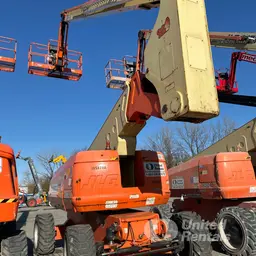 2017 JLG 800AJ Articulating Boom Lift